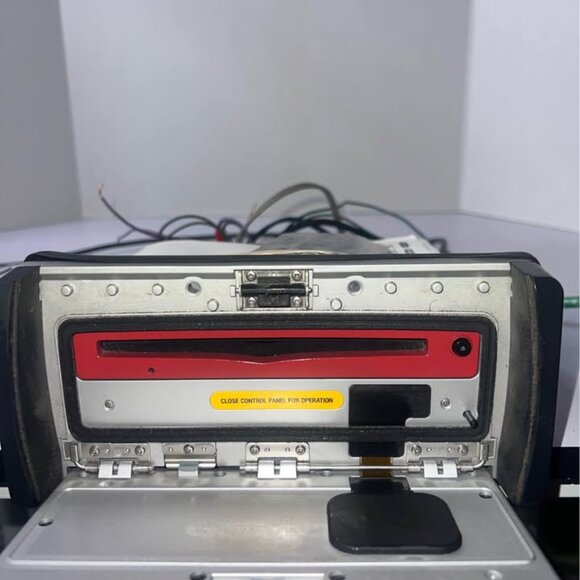 clarion CDM5 Marine cd player stereo head unit - Picture 5 of 5